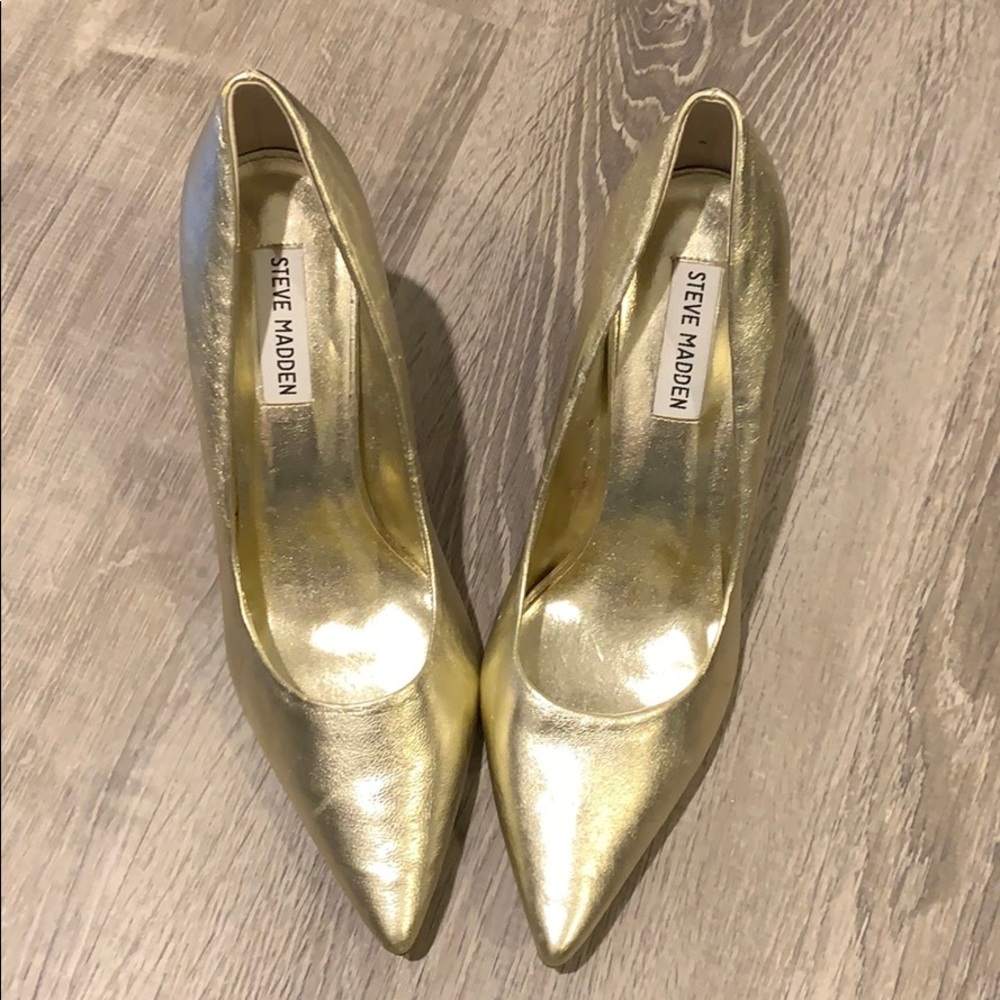 Gold on Gold leather steve madden heels